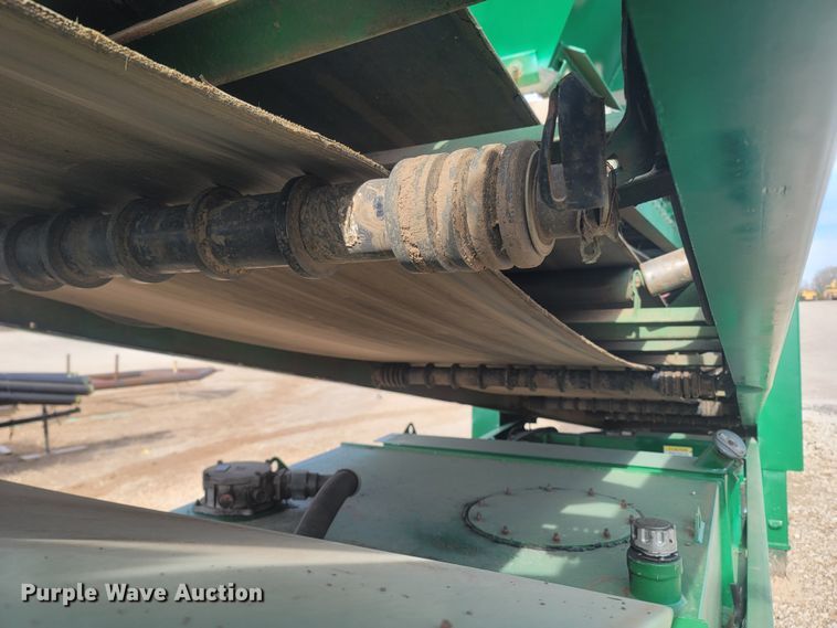 image for item DR3369 McCloskey 512R  trommel screen