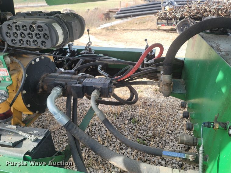 image for item DR3369 McCloskey 512R  trommel screen