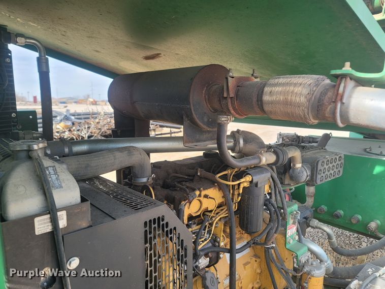 image for item DR3369 McCloskey 512R  trommel screen