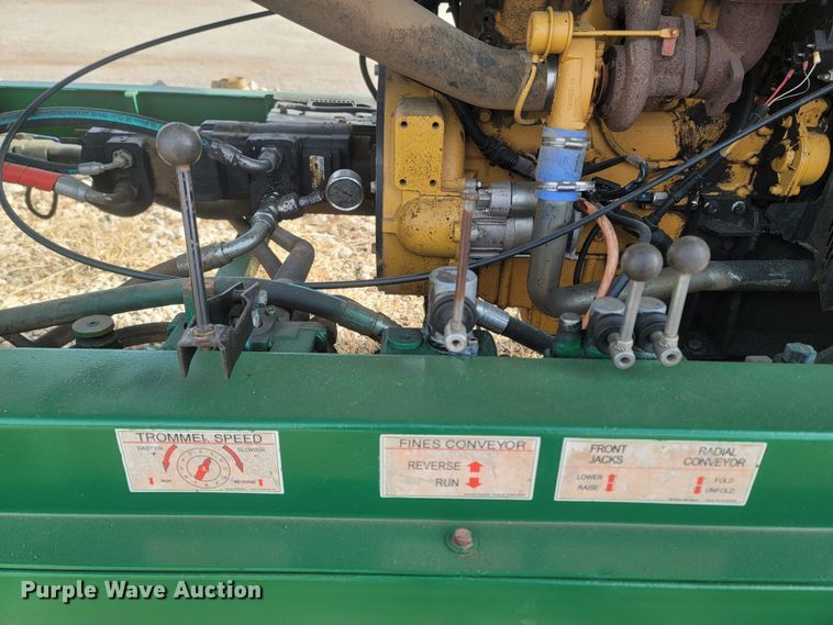 image for item DR3369 McCloskey 512R  trommel screen