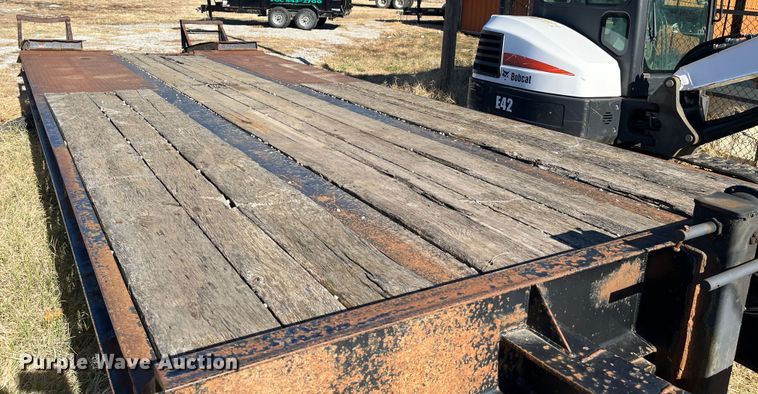 image for item DR7354 2010 Holden  equipment trailer