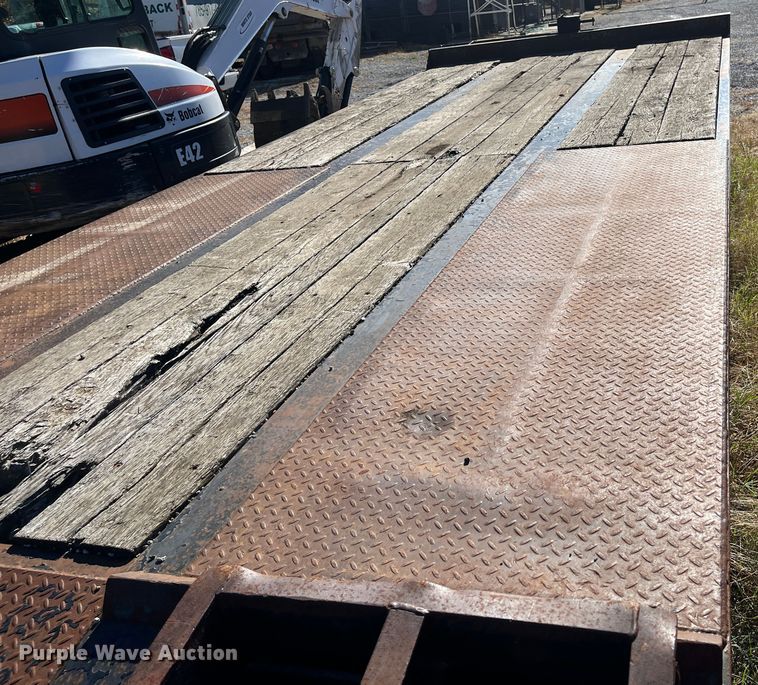 image for item DR7354 2010 Holden  equipment trailer