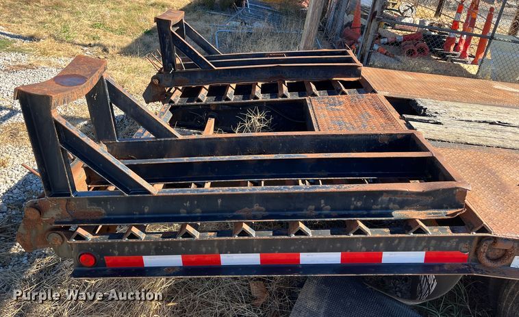 image for item DR7354 2010 Holden  equipment trailer