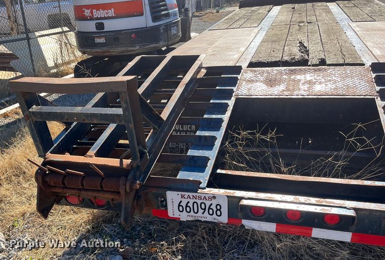 image for item DR7354 2010 Holden  equipment trailer