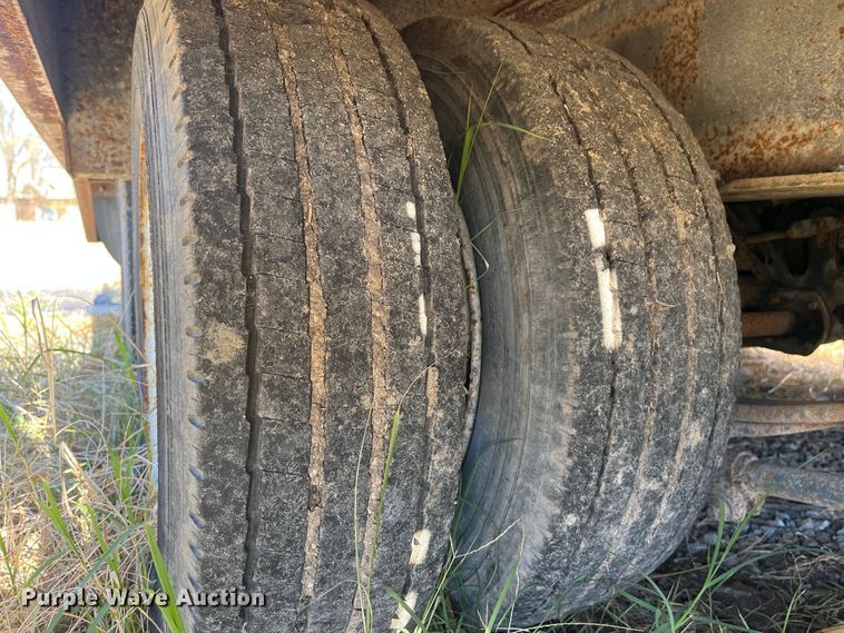 image for item DR7354 2010 Holden  equipment trailer