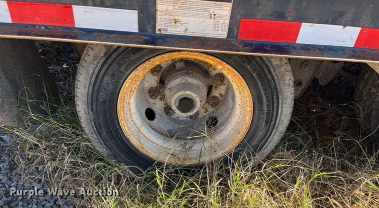 image for item DR7354 2010 Holden  equipment trailer