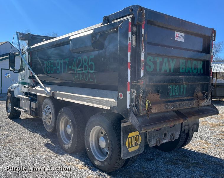 image for item DR7355 2018 Volvo VHD  dump truck