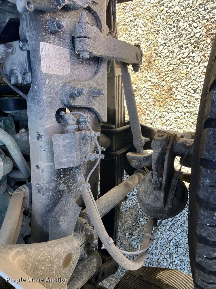 image for item DR7355 2018 Volvo VHD  dump truck