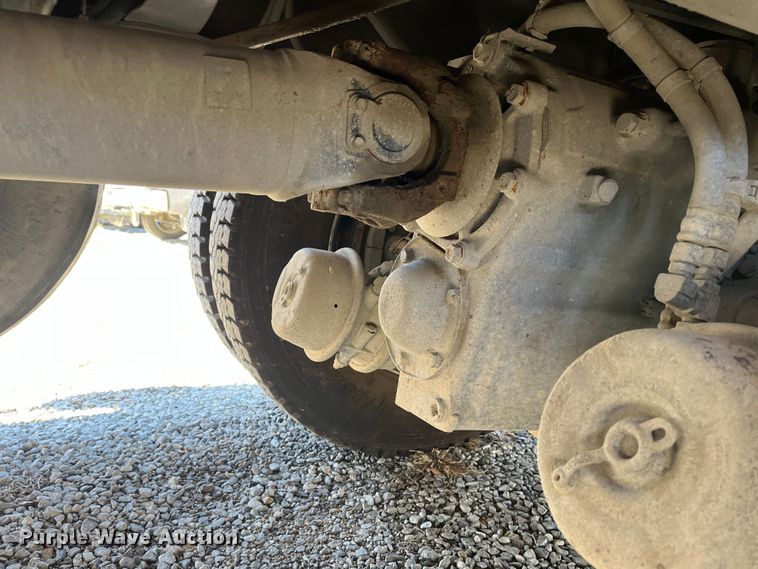 image for item DR7355 2018 Volvo VHD  dump truck