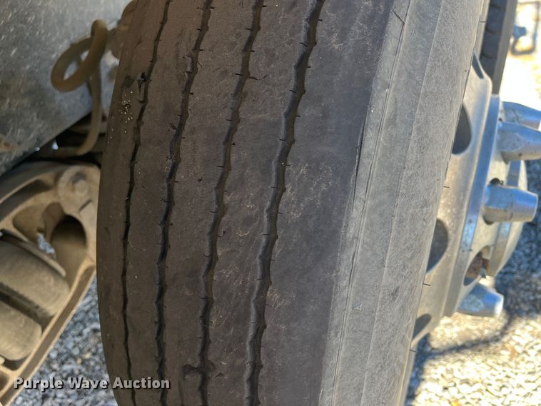 image for item DR7355 2018 Volvo VHD  dump truck