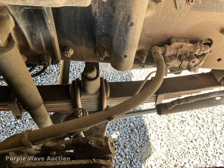 image for item DR7356 2016 Volvo VHD  dump truck