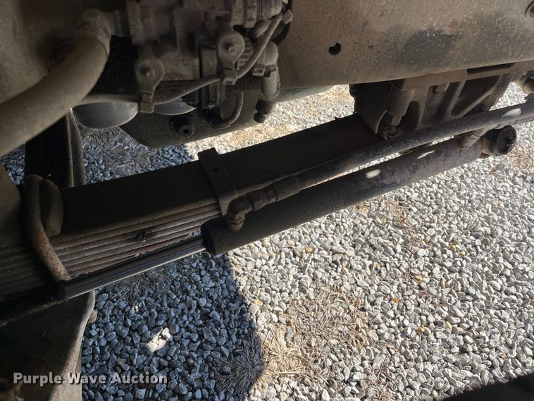 image for item DR7356 2016 Volvo VHD  dump truck