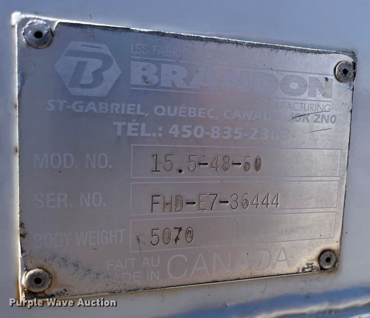 image for item DR7356 2016 Volvo VHD  dump truck