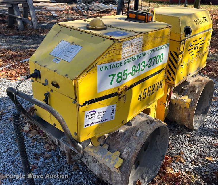 image for item DR7357 Wacker RT820  trench compactor