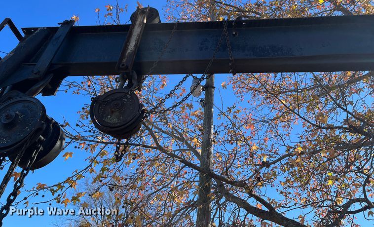 image for item DR7358 A-frame hoist