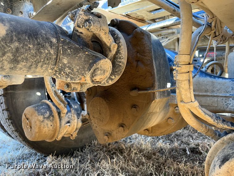 image for item DR7359 2014 Volvo VNL  semi truck