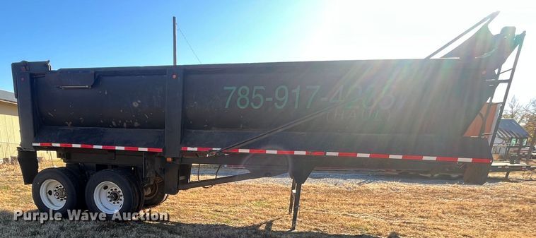 image for item DR7360 1996 Western  end dump trailer