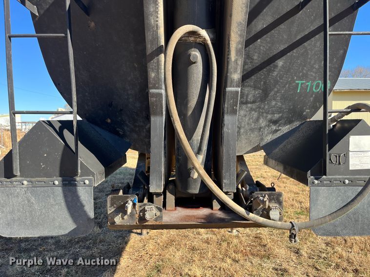 image for item DR7360 1996 Western  end dump trailer