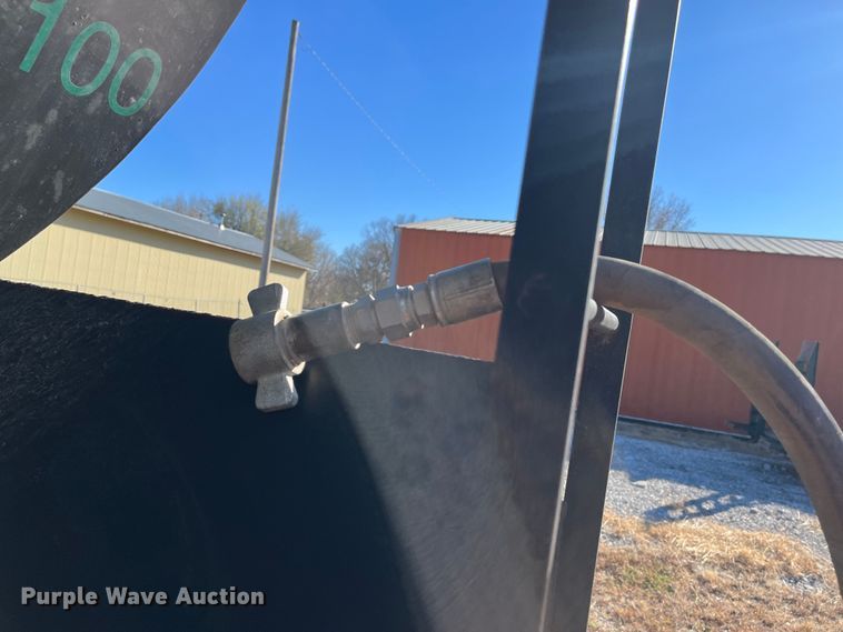 image for item DR7360 1996 Western  end dump trailer