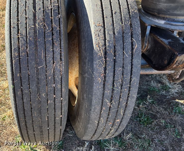 image for item DR7360 1996 Western  end dump trailer