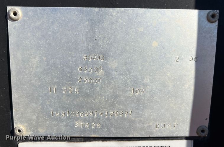 image for item DR7360 1996 Western  end dump trailer