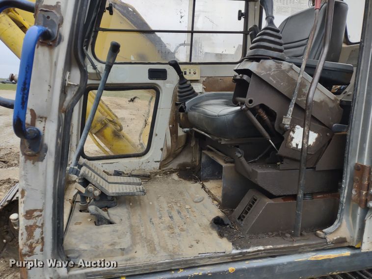 image for item DR8035 1995 Kobelco SK120LC  excavator