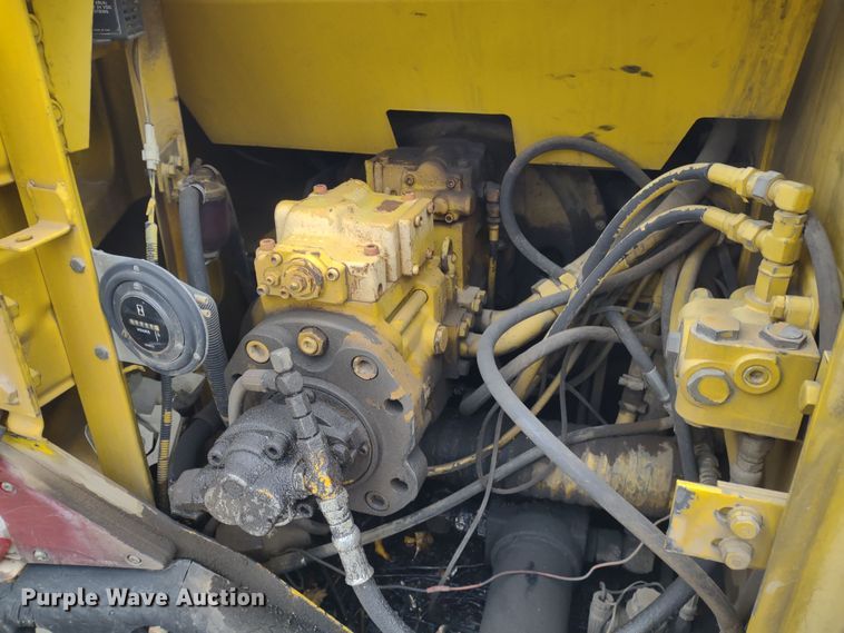 image for item DR8035 1995 Kobelco SK120LC  excavator