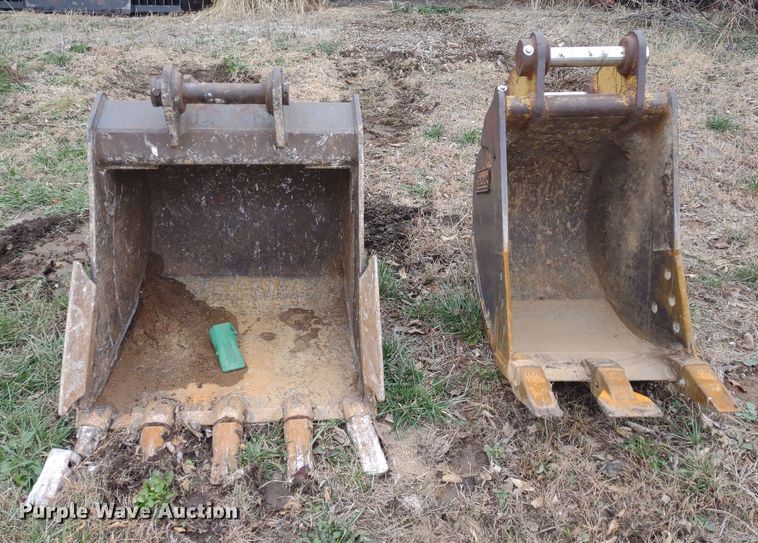 image for item DR8036 (2) excavator buckets