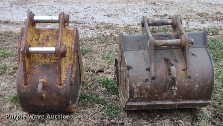 image for item DR8036 (2) excavator buckets