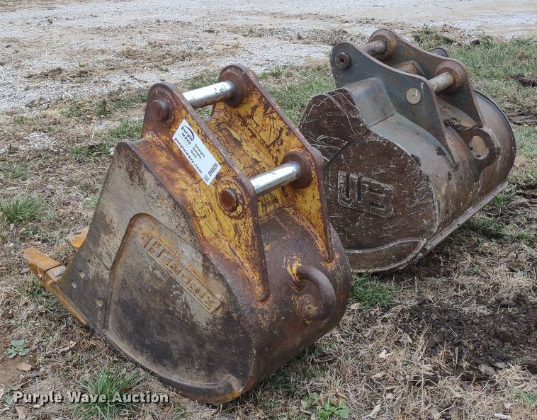 image for item DR8036 (2) excavator buckets