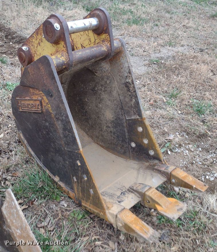 image for item DR8036 (2) excavator buckets