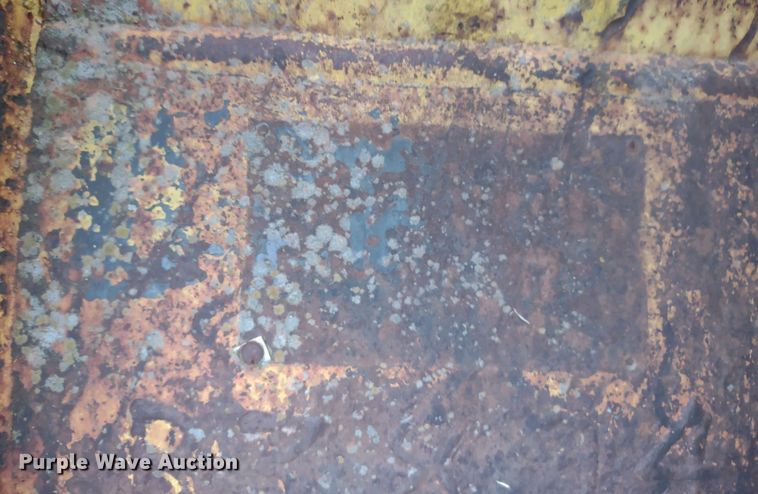 image for item DR8036 (2) excavator buckets