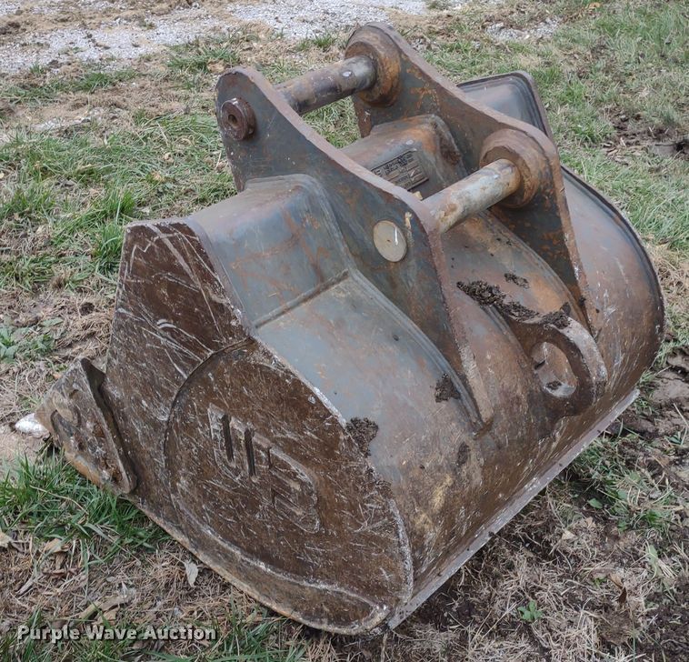 image for item DR8036 (2) excavator buckets