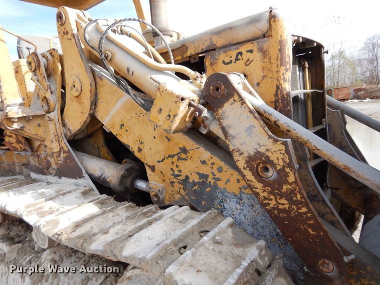 image for item DS1378 1974 Caterpillar 977L  track loader