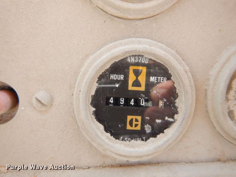 image for item DS1378 1974 Caterpillar 977L  track loader