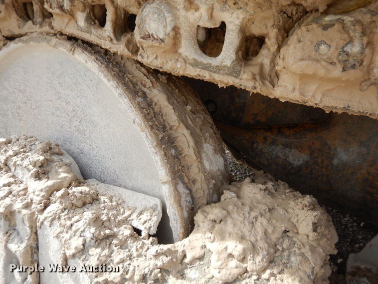 image for item DS1378 1974 Caterpillar 977L  track loader