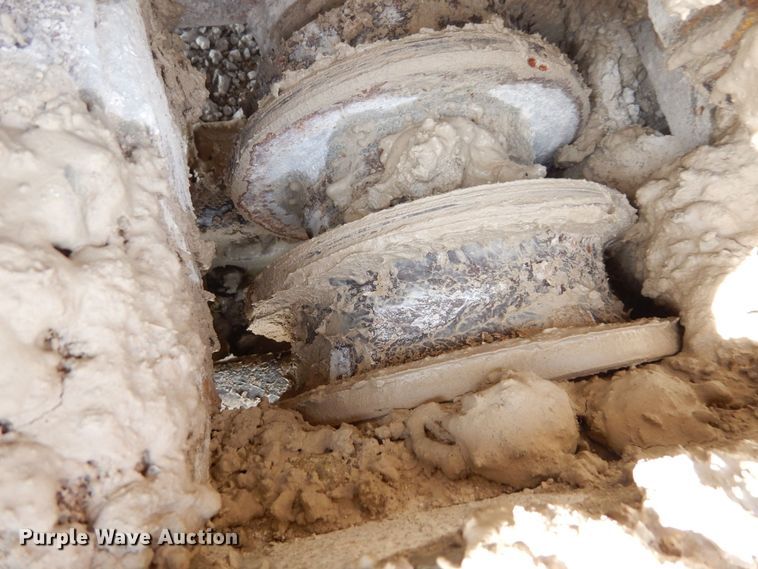 image for item DS1378 1974 Caterpillar 977L  track loader