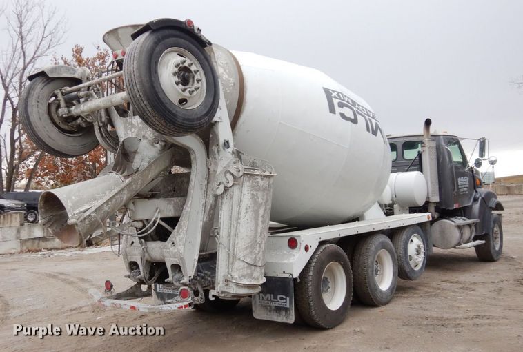 image for item DS1492 2006 Sterling L9500  ready mix truck