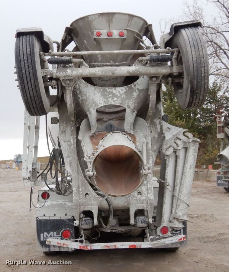 image for item DS1492 2006 Sterling L9500  ready mix truck