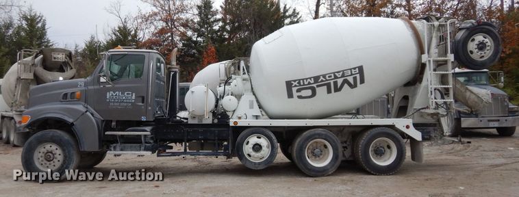image for item DS1492 2006 Sterling L9500  ready mix truck