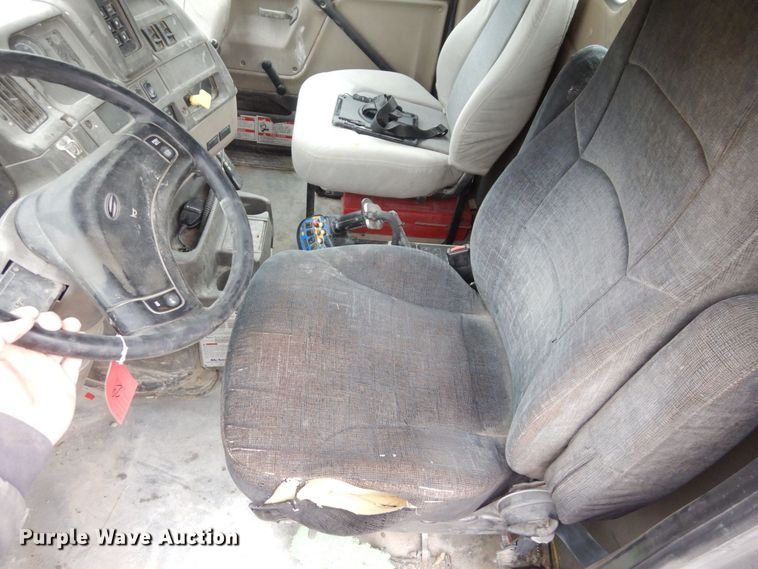 image for item DS1492 2006 Sterling L9500  ready mix truck