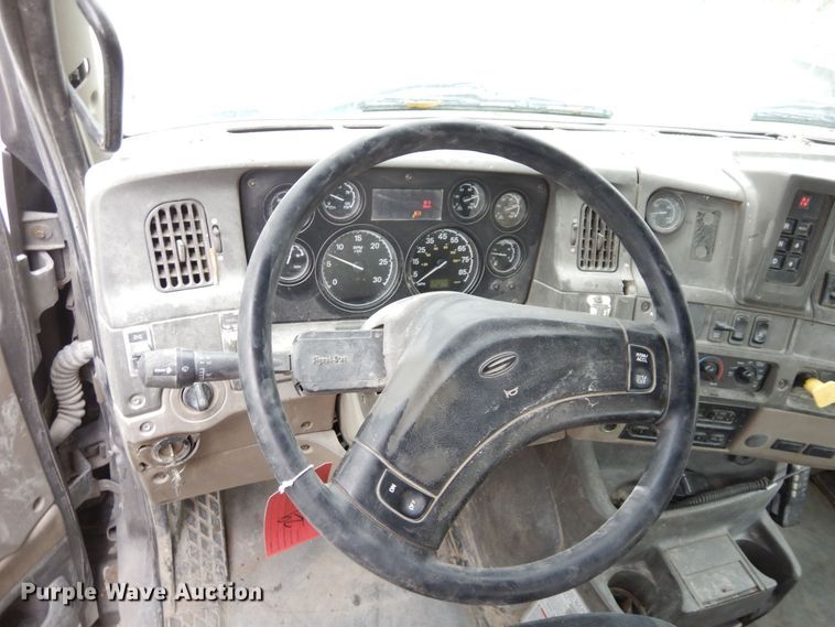 image for item DS1492 2006 Sterling L9500  ready mix truck