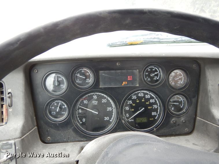 image for item DS1492 2006 Sterling L9500  ready mix truck