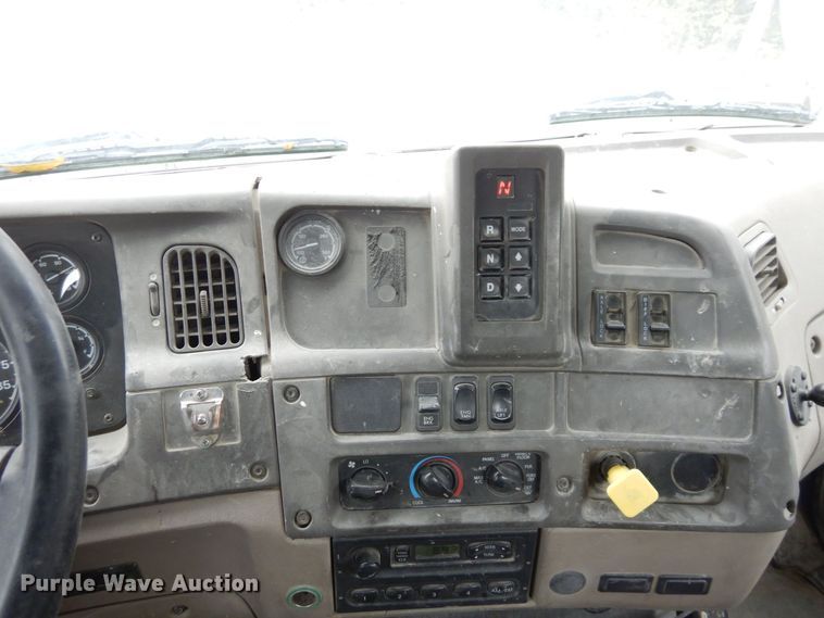 image for item DS1492 2006 Sterling L9500  ready mix truck