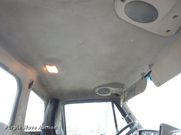 image for item DS1492 2006 Sterling L9500  ready mix truck