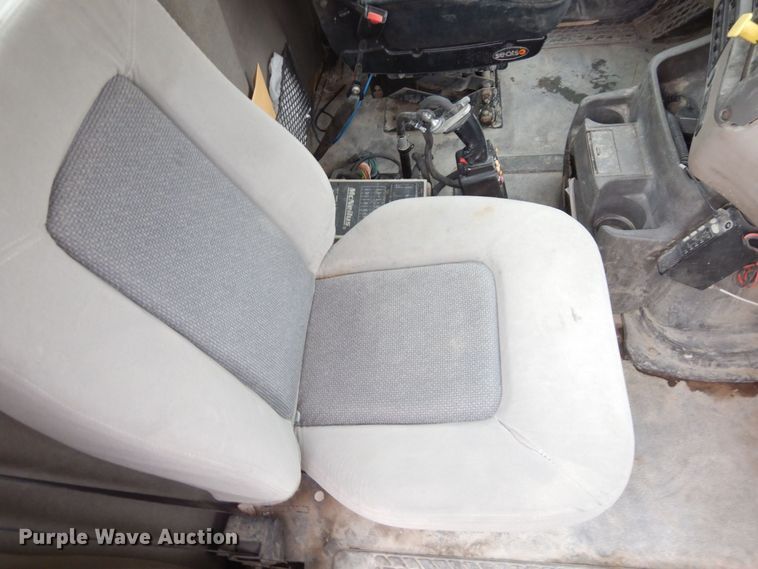 image for item DS1492 2006 Sterling L9500  ready mix truck