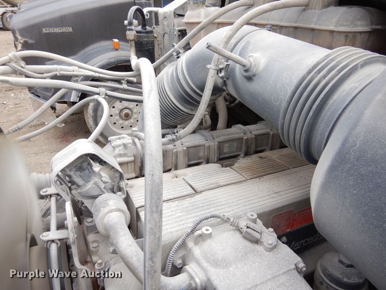 image for item DS1492 2006 Sterling L9500  ready mix truck