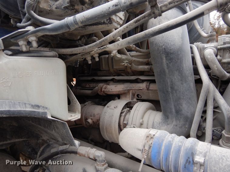 image for item DS1492 2006 Sterling L9500  ready mix truck