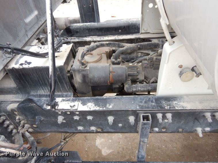 image for item DS1492 2006 Sterling L9500  ready mix truck