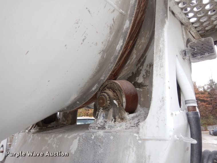 image for item DS1492 2006 Sterling L9500  ready mix truck